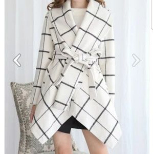 ISO BLACK AND WHITE GRID/PLAID WRAP COAT/JACKET
